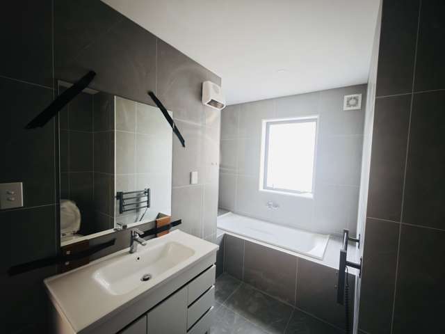 2/52 Channel View Rd Mairangi Bay_3