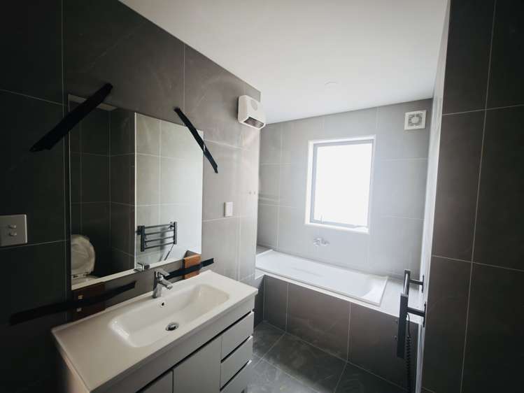 2/52 Channel View Rd Mairangi Bay_3