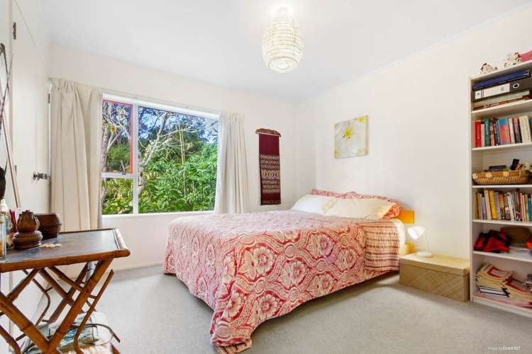 1 Karapiti Place Glen Eden_10