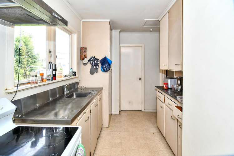 113 Beaumonts Way Manurewa_7