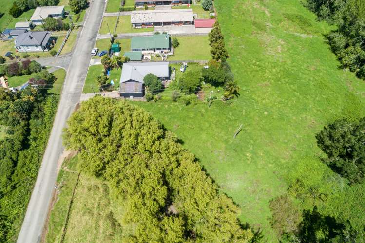 26 Doctors Hill Road Maungaturoto_29