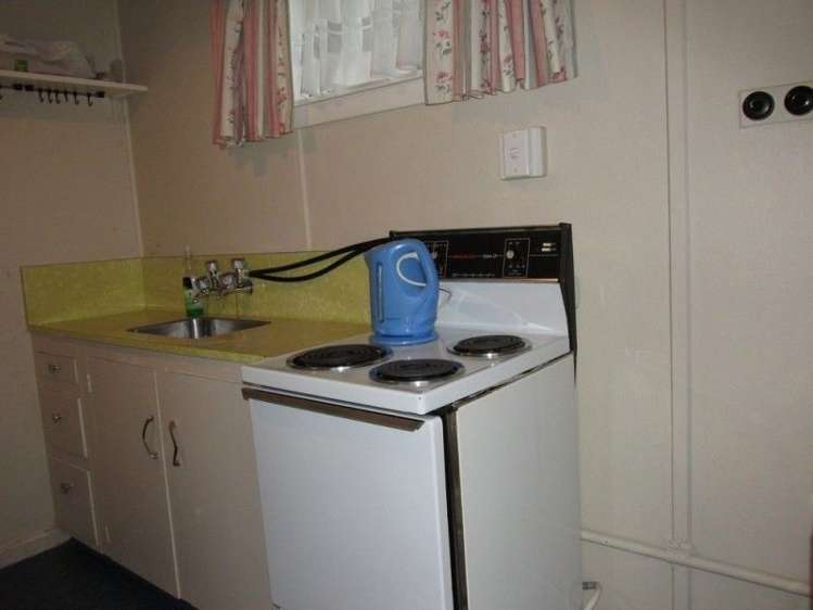 26 Broadway Reefton_15