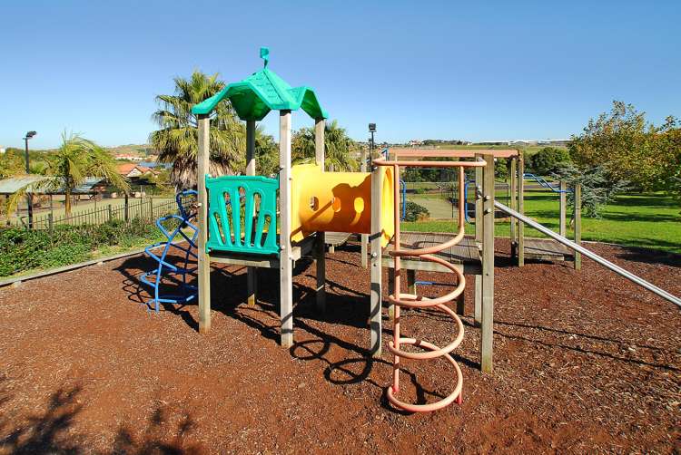 15 Cascaden Road Gulf Harbour_24