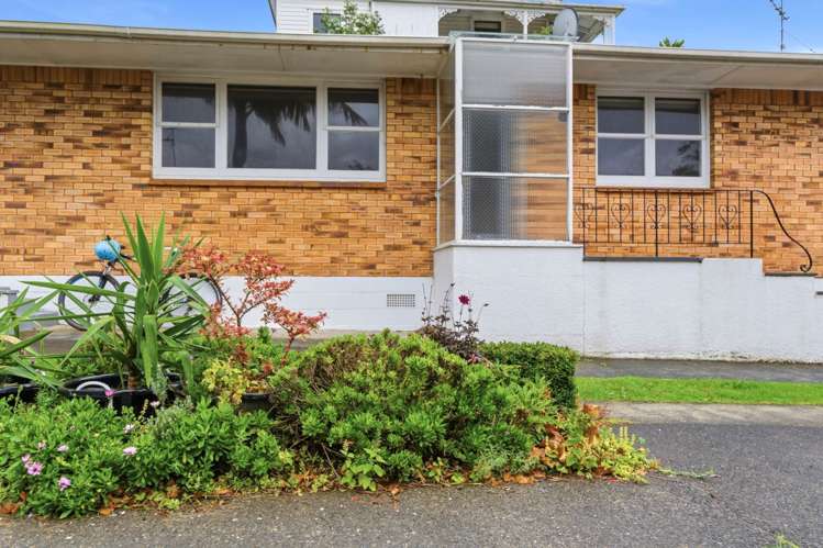 2/45 Vauxhall Road Devonport_17