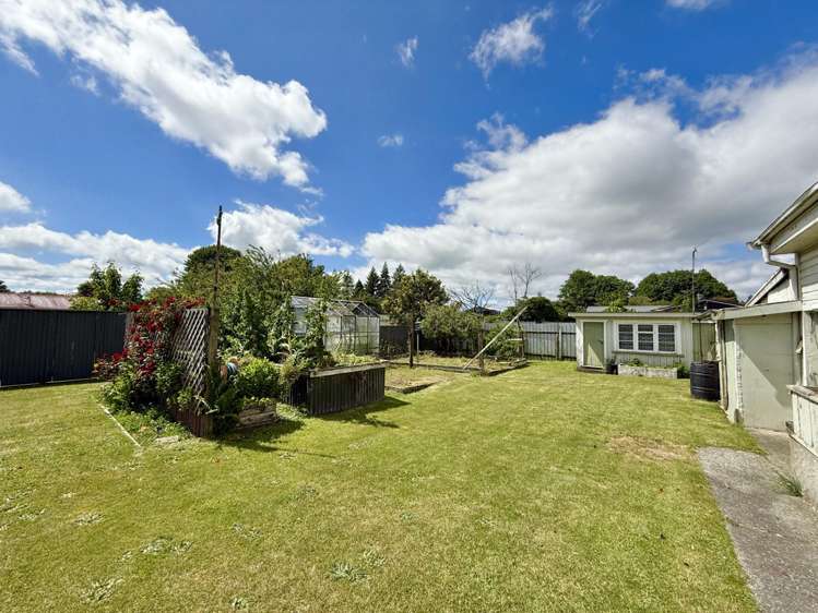 42 Carrington Crescent Tokoroa_14