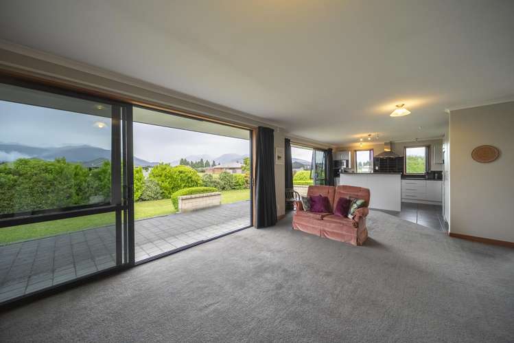 66 Orbell Crescent Te Anau_8