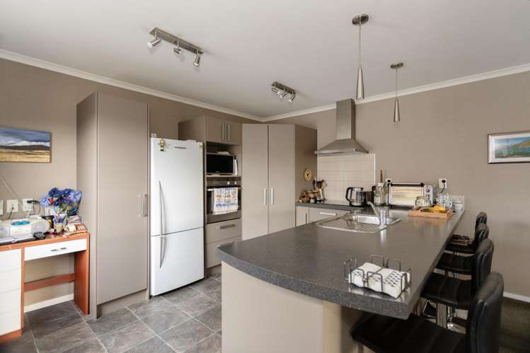 35A Arrow Crescent Holmes Hill_2