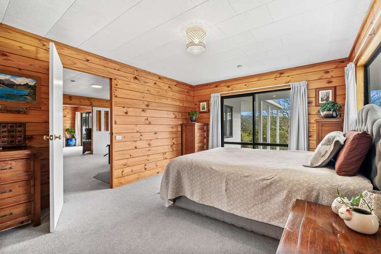 2006A State Highway 1 Whakapara_16