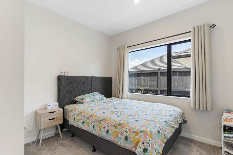 42 Siren Street Wainui_14