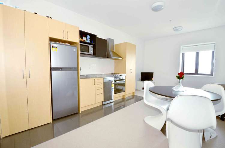 612/17 Putney Way Manukau_0