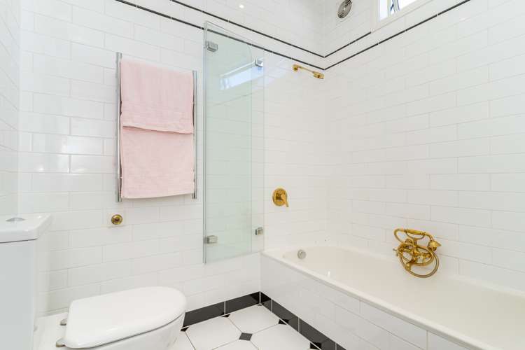 143 Kenmure Road Kenmure_26