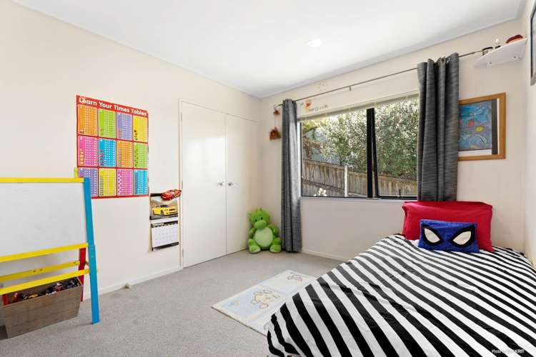 2/75d Target Road Totara Vale_9
