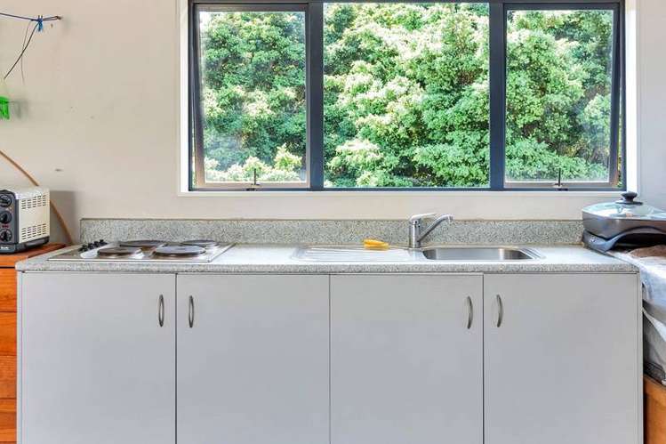 2 Alcove Place Totara Heights_10