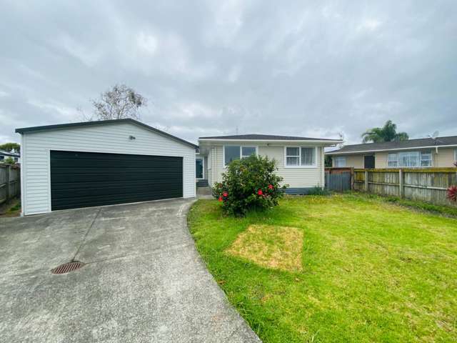 Stunning Family Home in Mangere East!