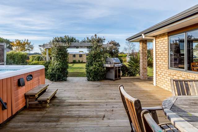 9 Redwood Lane Martinborough_1