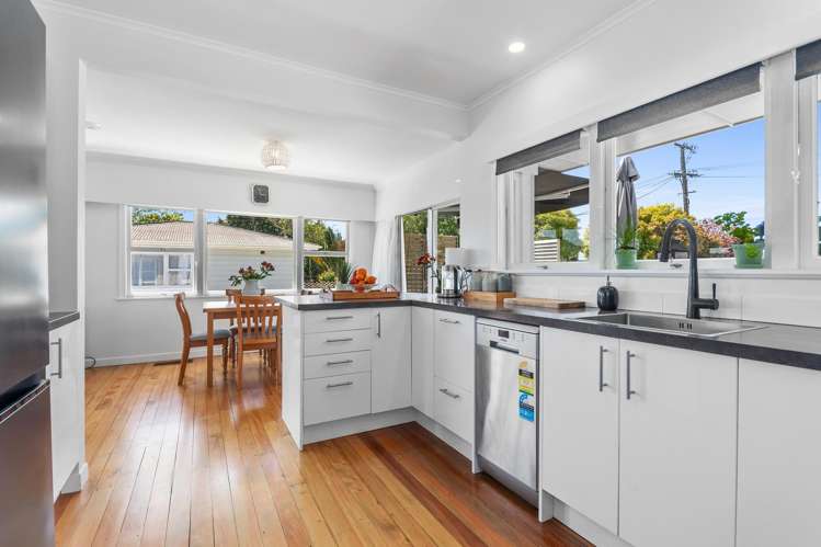 15 Denby Crescent Tikipunga_2