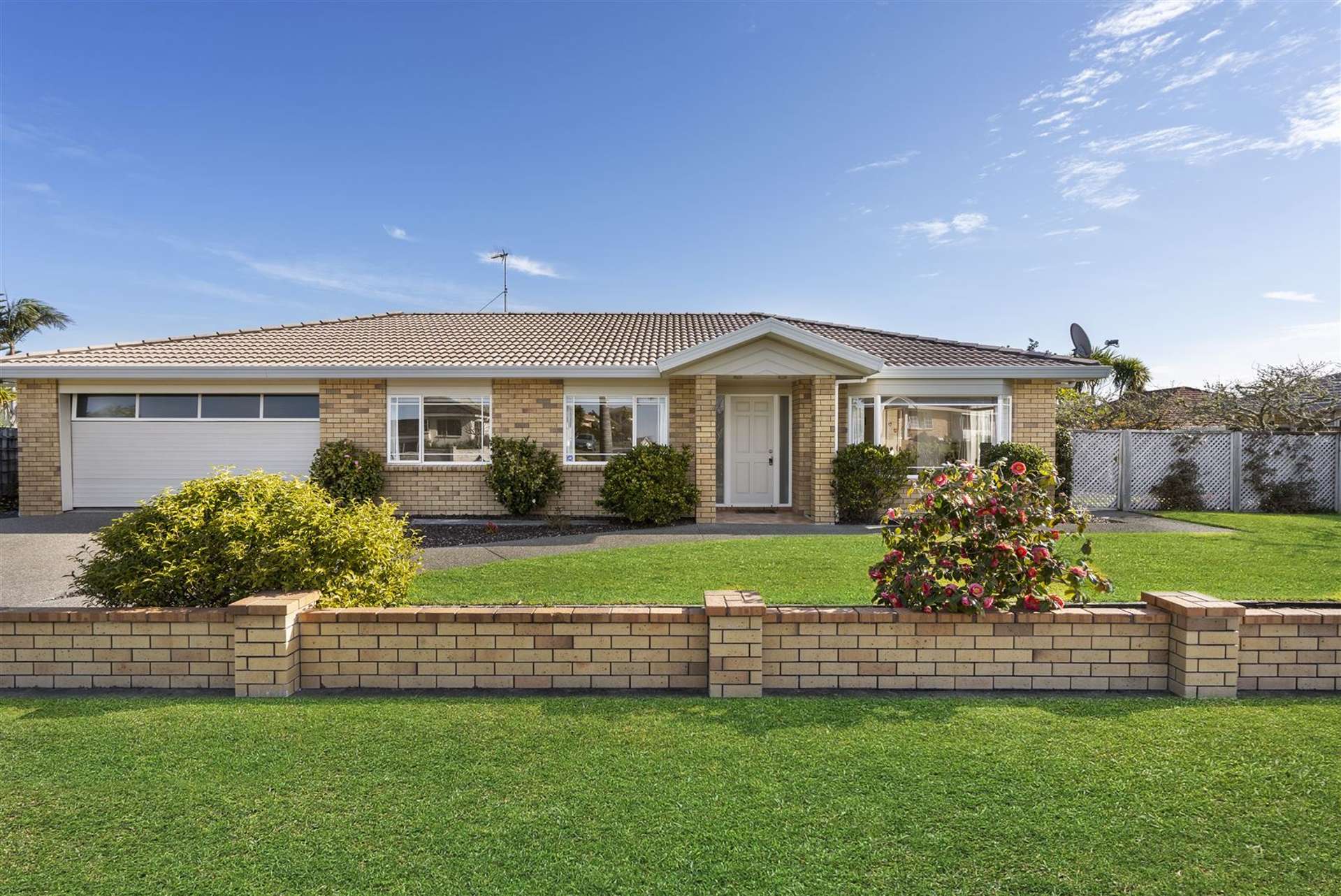 156 Lakeside Drive Orewa_0