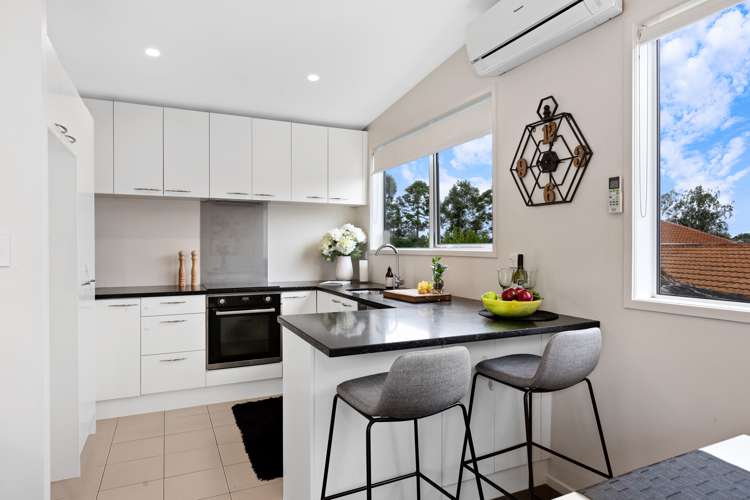 36a Brian Crescent Stanmore Bay_7