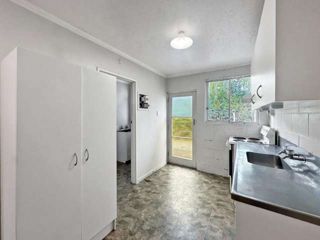 17E Surrey Road 1227_3