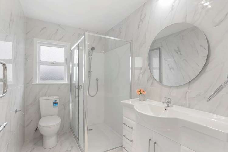 33 Graeme Avenue Mangere East_9