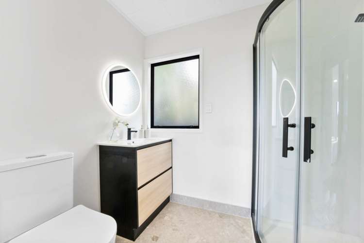 22A Madigan Place Glendene_15