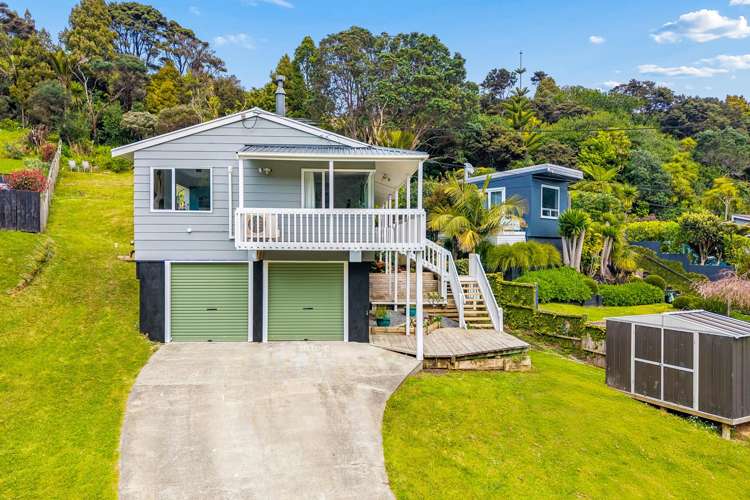 37 Foster Avenue Huia_15