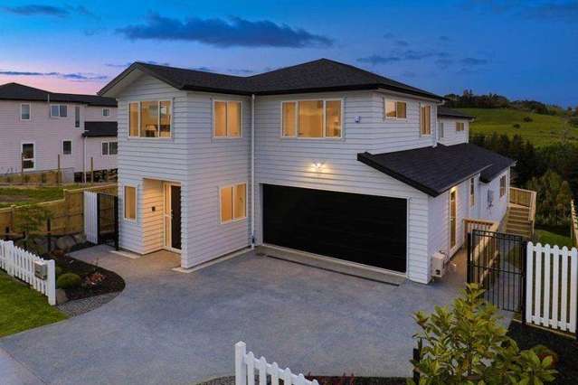 Modern large Home Orewa