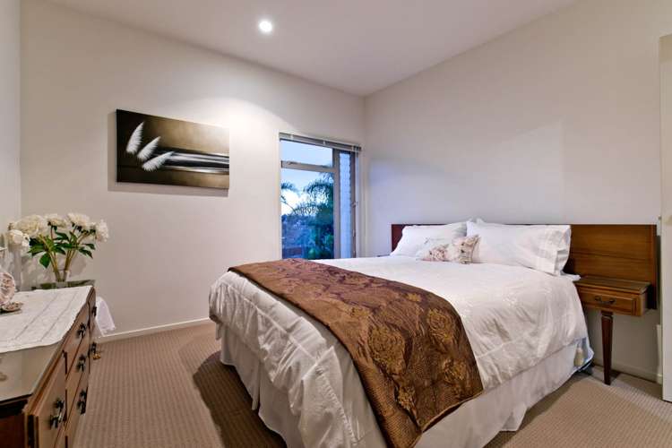 54 Penzance Road Mairangi Bay_17