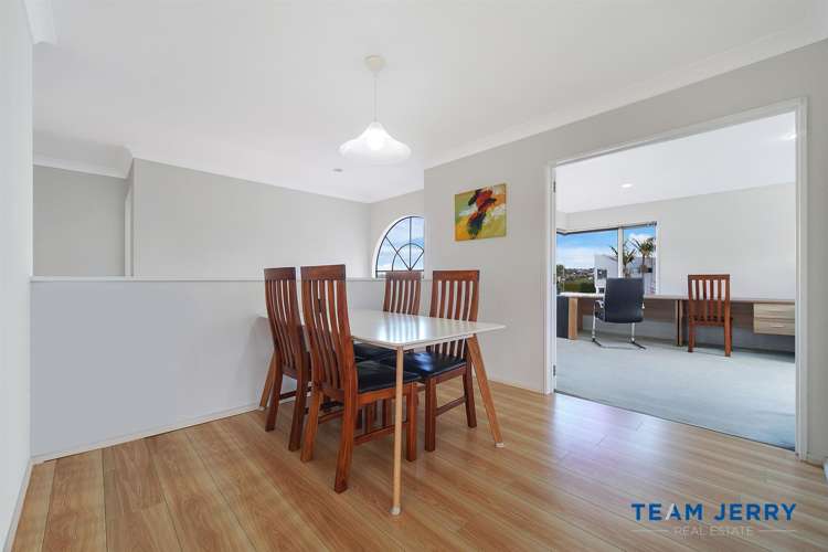 2/9 Mccrystal Avenue Bucklands Beach_8