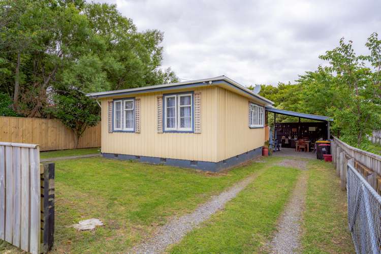 5 Bethune Street Featherston_17