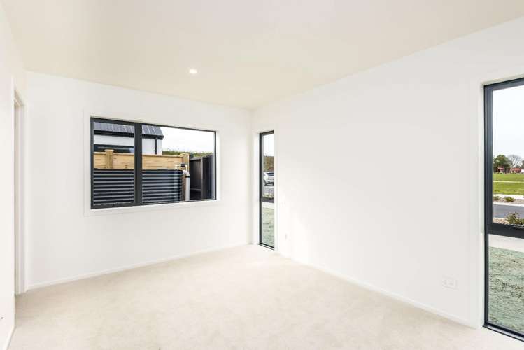 27 Ruia Crescent Cambridge_6