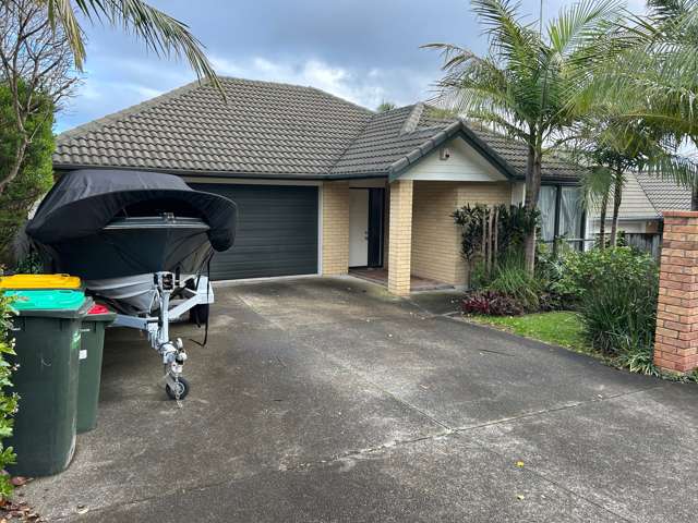 Beautifully Presented Home in Excellent School Zone