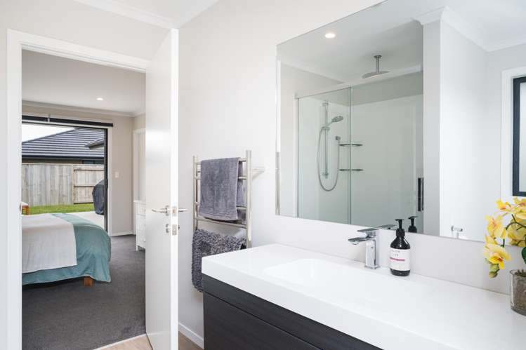 97 Freedom Drive Kelvin Grove_22