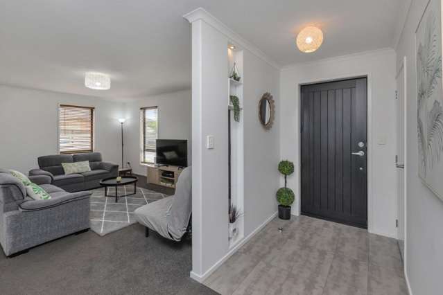 18 Ocean View Rise Ruakākā_2