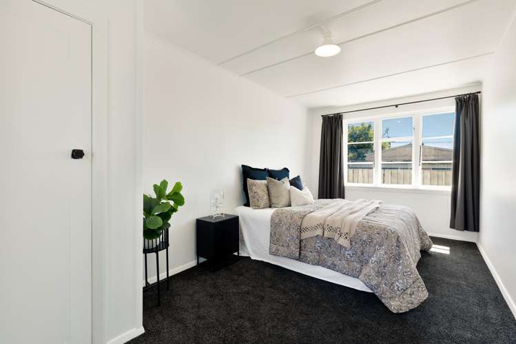4 Dufek Crescent Wigram_11