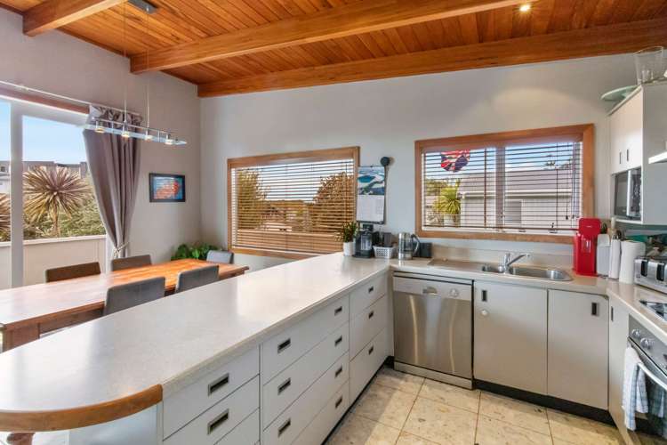 1325 Papamoa Beach Road Papamoa_6