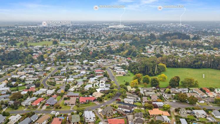 44 Lansdowne Crescent Glenview_23