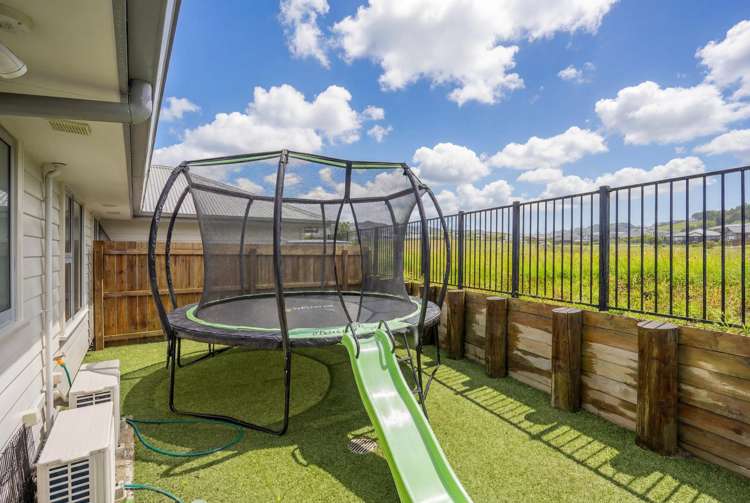 27 Fairwater Road Warkworth_14