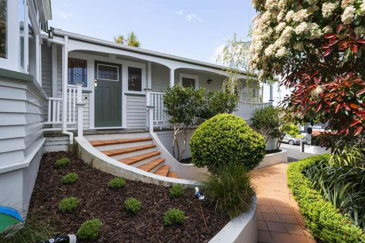 29 Seaview Road Paremata_38