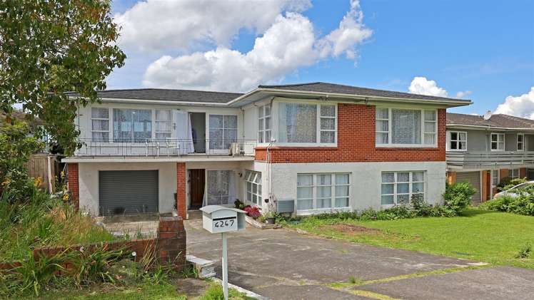 4247 Great North Road Glendene_7