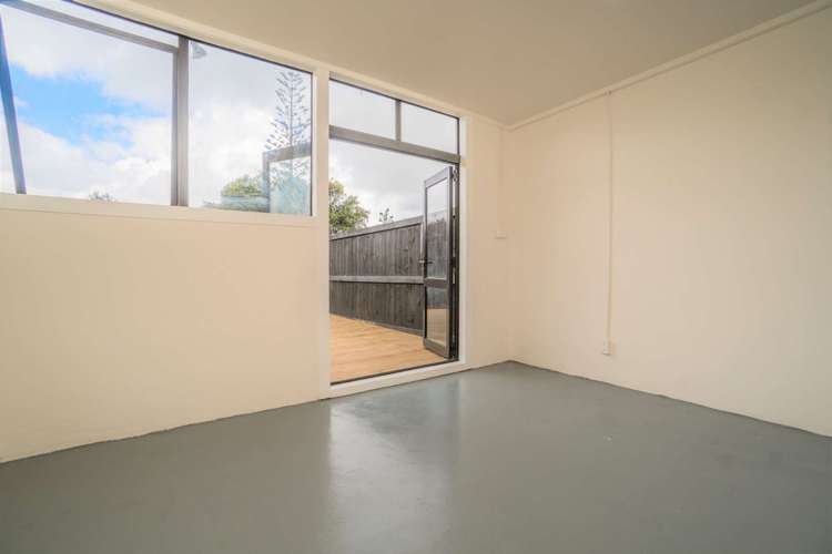 37 Farringdon street Glen Innes_7