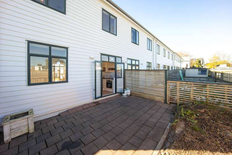 41/1 Ambrico Place New Lynn_15