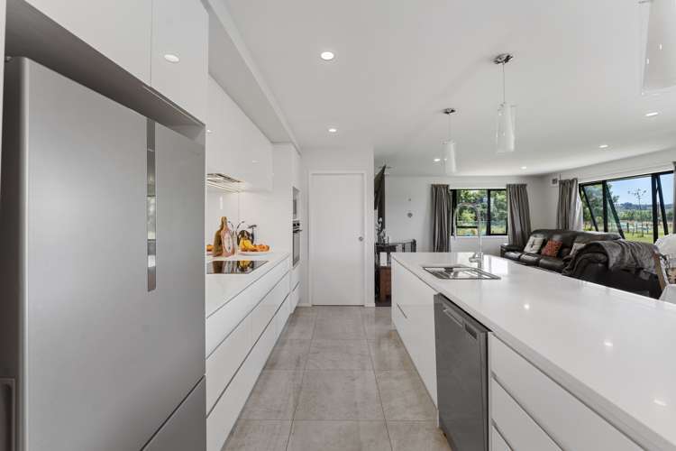 81 Halls Road Pahiatua_8