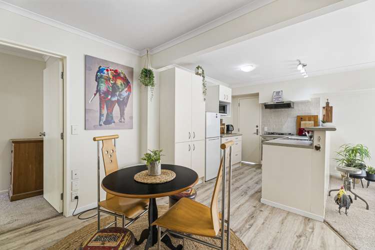 2 Melandra Road Stanmore Bay_19