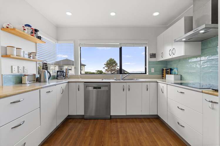 1 Ascot Way Orewa_16