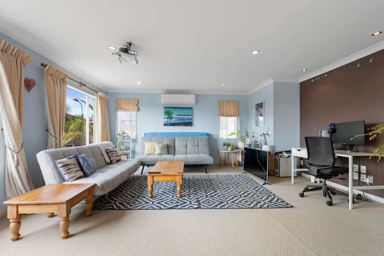 56 Amberwood Drive Northpark_10