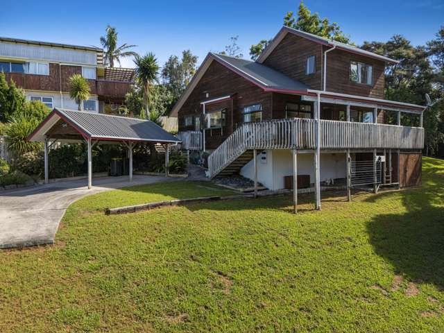 Privacy, Views and Modern Comforts