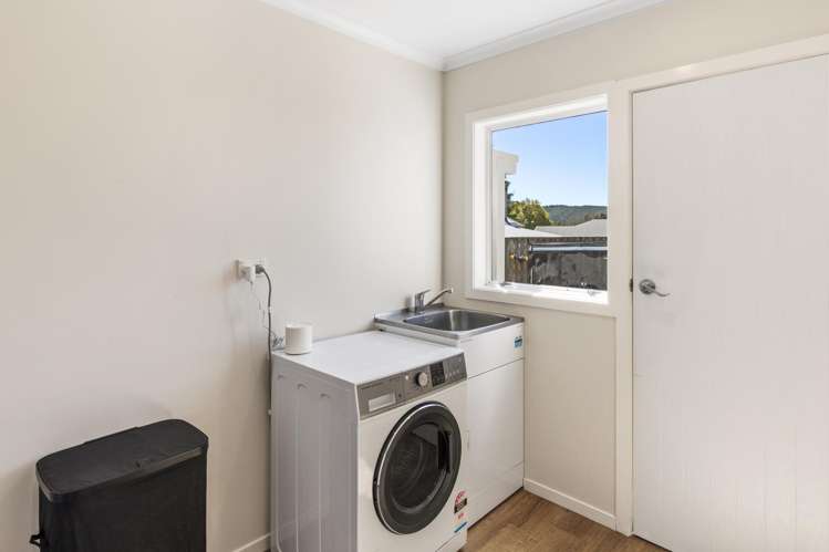 53 Eighty Eight Valley Road Wakefield_23