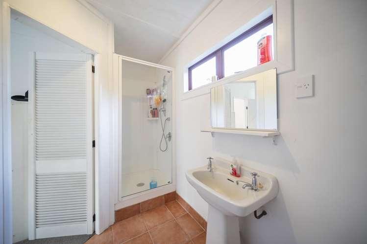 13 View Street Manapouri_10