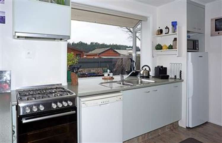 82 Russell Street Alexandra_6